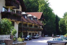 Отель Hotel Paradeismuhle Klingenberg am Main в городе Мёнхберг, Германия