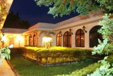 Отель Hotel Rosita Garden в городе Серра-Негра, Бразилия