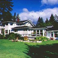 Отель ThistleDown House в городе Норт-Ванкувер, Канада