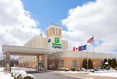 Отель Holiday Inn Express Wilkes-Barre/Scranton Airport в городе Дюпон, США
