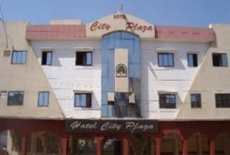 Отель Hotel City Plaza Gandhidham в городе Гандидхам, Индия