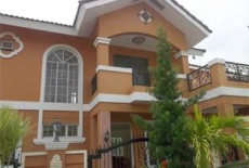 Отель Rebecca Acesoria в городе Калумпит, Филиппины