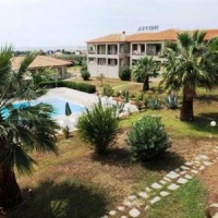 Отель Kalives Resort в городе Геракини, Греция