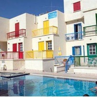 Отель Sea N Lake View Apartments в городе Ларнака, Кипр