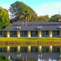 Отель Hibiscus Lakeside Motel в городе Баджви, Австралия