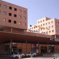 Отель Sercotel Aparthotel Suites Huesca в городе Уэска, Испания