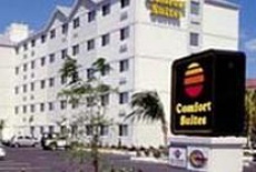 Отель Comfort Suites Cayman Islands в городе Джорджтаун, Каймановы острова