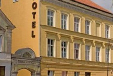 Отель Hotel Przy Restauracji Stodola в городе Бартошице, Польша