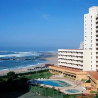 Отель Axis Vermar Conference & Beach Hotel в городе Повуа-ди-Варзин, Португалия