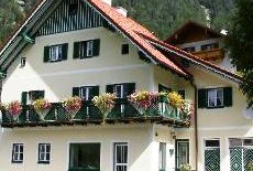 Отель Ferienhaus Feuerer Apartment Obertraun в городе Обертраун, Австрия