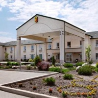 Отель Super 8 Morden в городе Морден, Канада