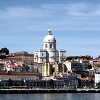 Отель Winter Sale Architect Amazing River View Alfama в городе Лиссабон, Португалия