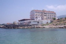 Отель Manolya в городе Кирения, Кипр