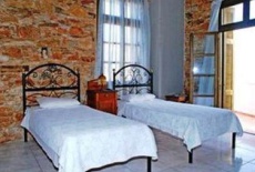 Отель Axilleion Guest House в городе Эрмуполис, Греция