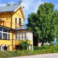 Отель Pensionat Neptun в городе Бостад, Швеция