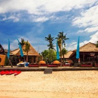 Отель Lembongan Beach Club and Resort Buleleng в городе Гианьяр, Индонезия