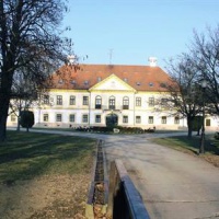 Отель Uj Ebergenyi Kastelyszallo в городе Сомбатхей, Венгрия