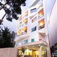 Отель BayInn Hotel в городе Джуни, Ливан