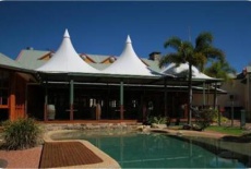 Отель Tinaroo Lake Resort в городе Tinaroo, Австралия