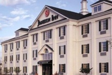 Отель Quality Inn - Pooler в городе Ньюилс-Стилсон, США