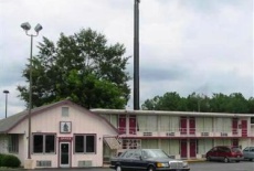 Отель Red Carpet Inn Battleboro в городе Энфилд, США