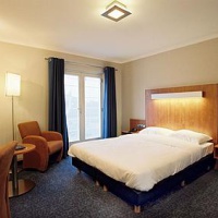 Отель BEST WESTERN Hotel De Korenbeurs в городе Маде, Нидерланды