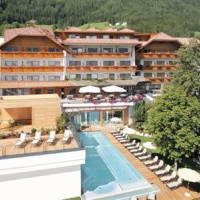 Отель Hotel Lanerhof в городе Сан-Лоренцо-ди-Себато, Италия