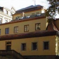 Отель Hotel Zlaty Lev в городе Яблонец-над-Нисоу, Чехия