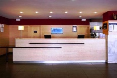 Отель Holiday Inn Express Madrid Airport в городе Сан-Фернандо-де-Энарес, Испания