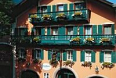 Отель Gasthof Hotel Hauslwirt Golling an der Salzach в городе Голлинг-на-Зальцахе, Австрия