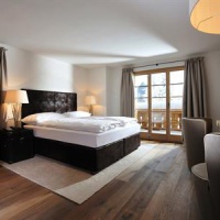 Отель Hotel des Alpes by Bruno Kernen в городе Занен, Швейцария