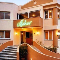 Отель Iolkos Hotel Apartments в городе Agii Apostoli, Греция