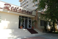 Отель Hotel Select Slobozia в городе Слободзея, Румыния