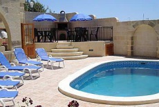 Отель Ta' Gittu II Farmhouse в городе Шеукия, Мальта