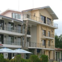 Отель Hotel Via Trayana в городе Beli Osam, Болгария