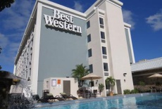 Отель BEST WESTERN Hollywood/Aventura в городе Халландейл, США
