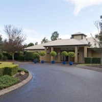 Отель Leisure Inn Pokolbin Hill в городе Поколбин, Австралия