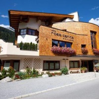 Отель Hotel Rosa Canina в городе Санкт-Антон-ам-Арльберг, Австрия