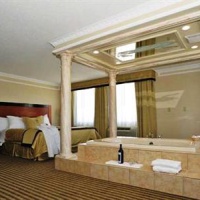 Отель Monte Carlo Inn - Barrie Suites в городе Барри, Канада