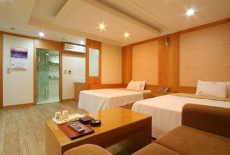 Отель Goodstay California Hotel Yongin в городе Йонъин, Южная Корея