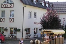 Отель Hotel Bergschlößchen в городе Цёблиц, Германия