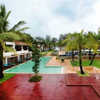 Отель The Briza Beach Resort Khao Lak Phang Nga в городе Khao Lak, Таиланд