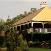 Отель Guesthouse Mulla Villa в городе Вулломби, Австралия