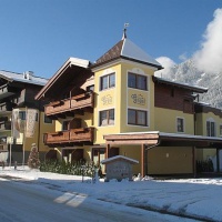 Отель Hotel Greil в городе Зёлль, Австрия