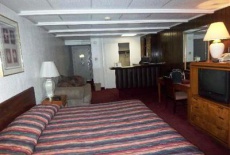 Отель Edinboro Inn Resort & Conference Center в городе Эдинборо, США