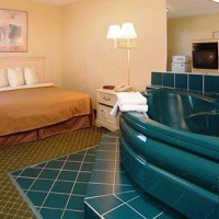 Отель Quality Inn & Suites Romulus в городе Детройт, США