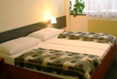 Отель Hotel Vltava Rez в городе Розтоки, Чехия