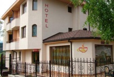 Отель Family Hotel Emaly 1 в городе Банкя, Болгария