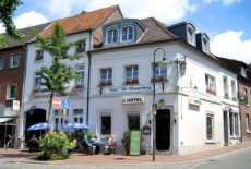 Отель Hotel Alt Wassenberg в городе Вассенберг, Германия