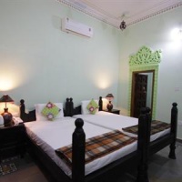 Отель Kurabar Haveli в городе Удайпур, Индия